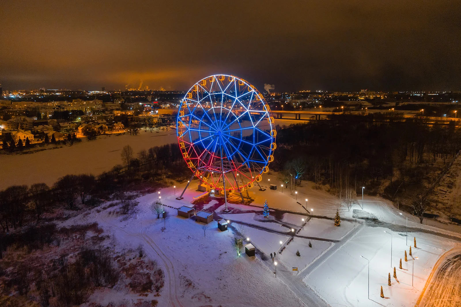 Колесо обозрения нижний новгород фото